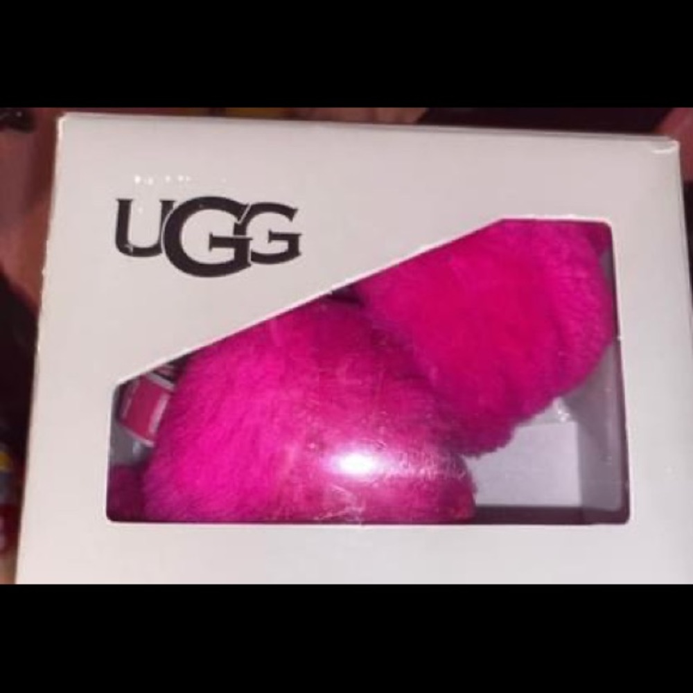 UGG sandals size 0/1
